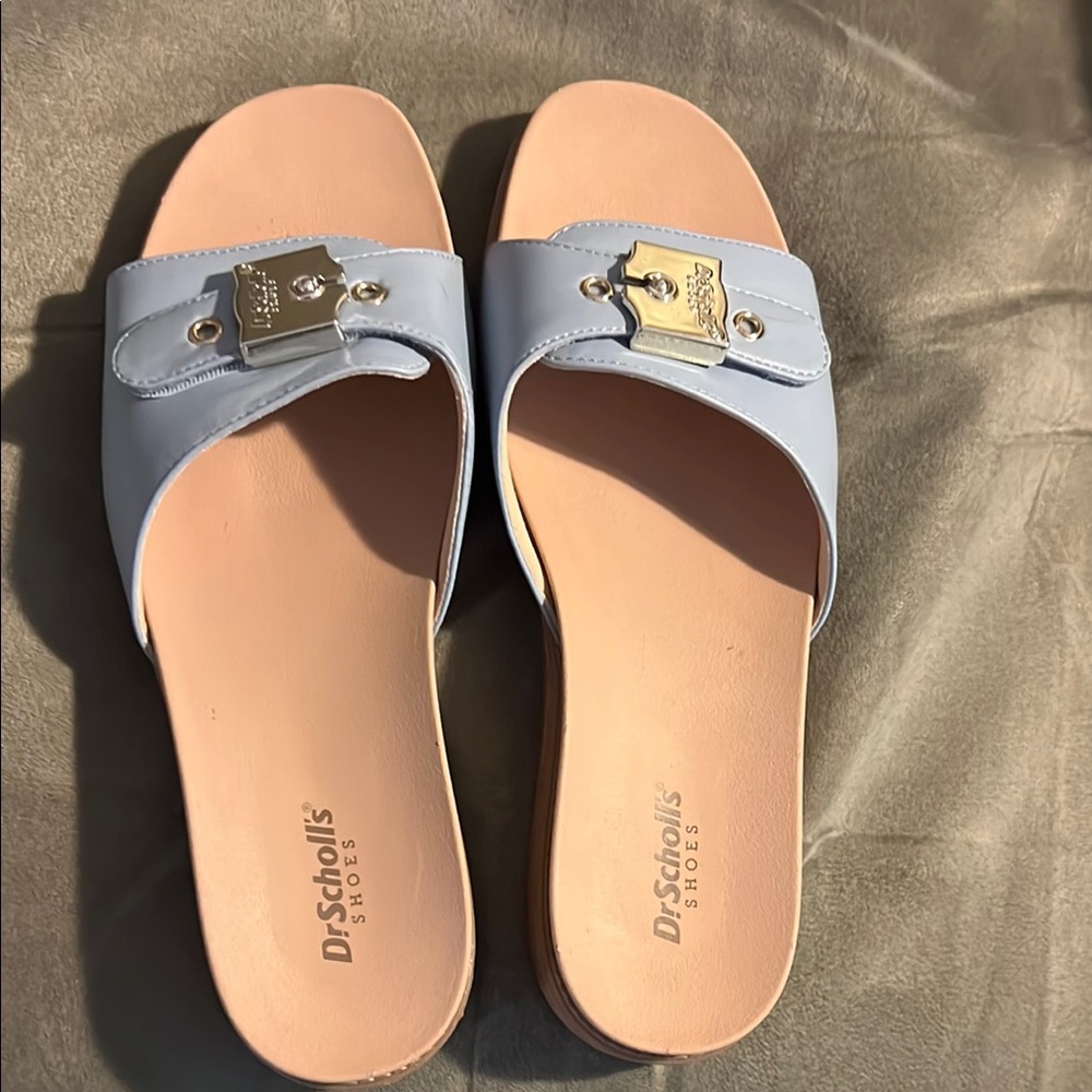 Dr. Scholl's Blue and Cream Sandals with Modern Design
